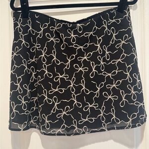 Abercrombie & Fitch Black and White Floral Skirt